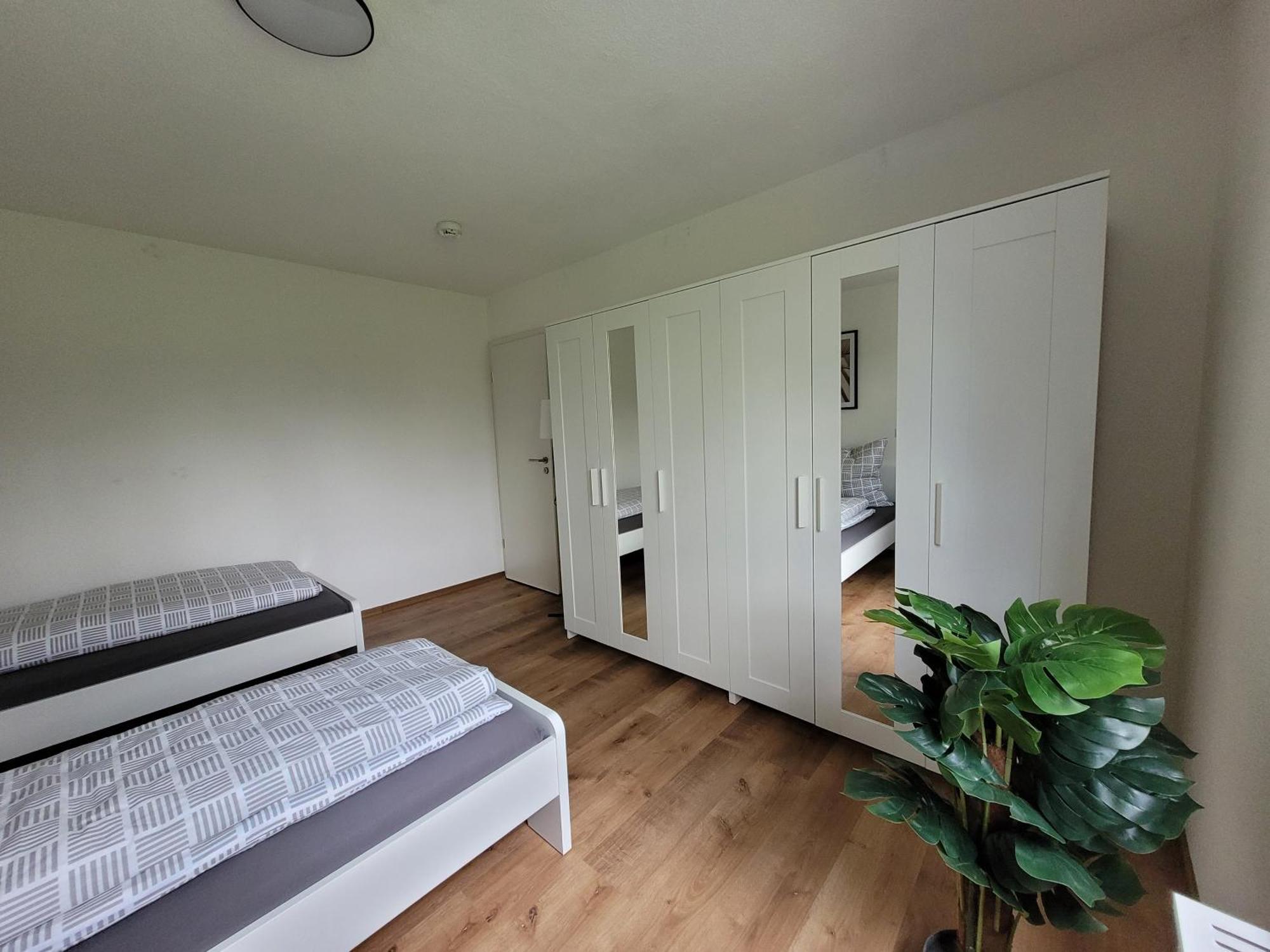 Living Flat, Eine Wohnung Mit Zwei Schlafzimmern Und Balkon Schorndorf  Εξωτερικό φωτογραφία
