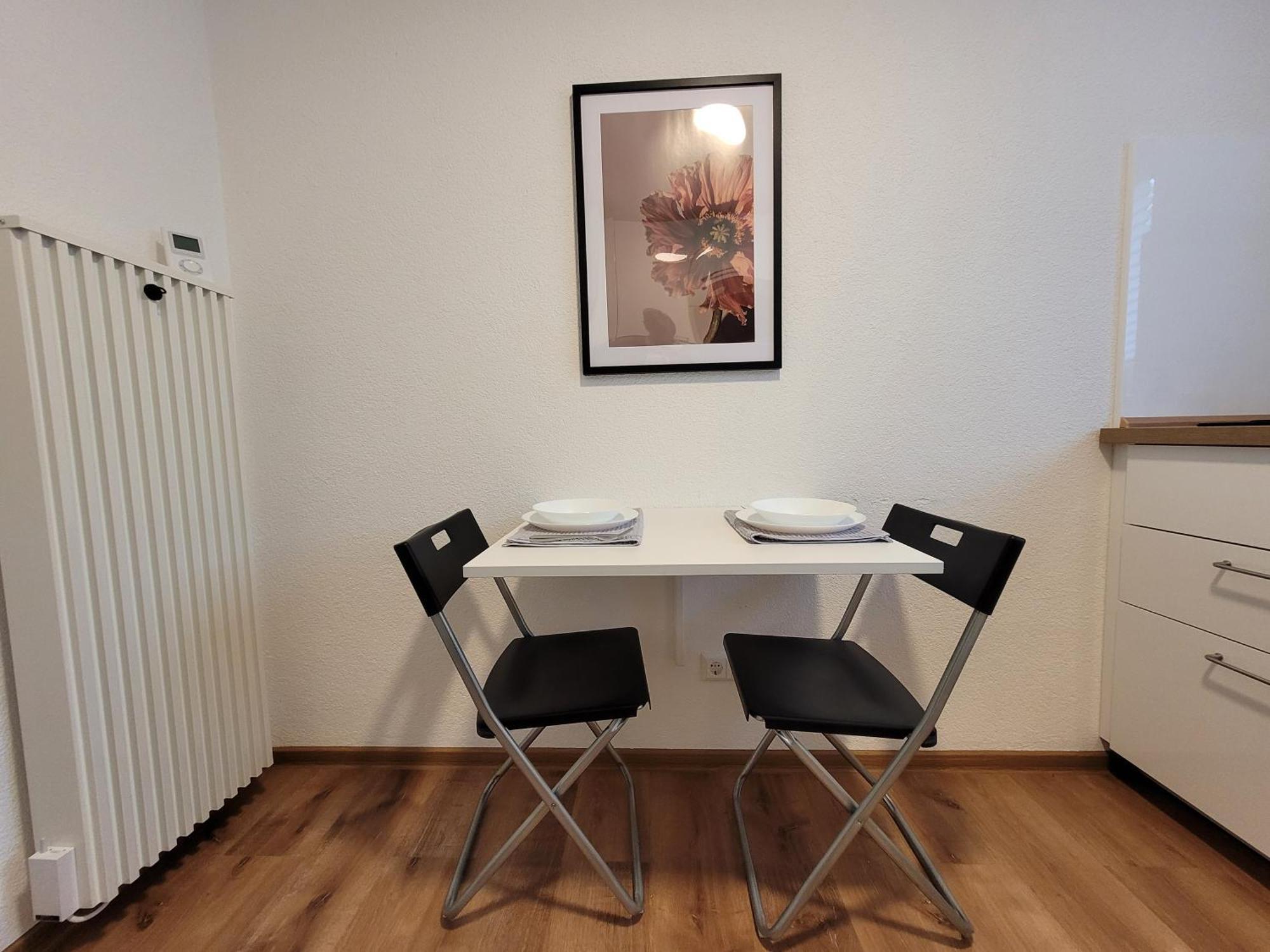 Living Flat, Eine Wohnung Mit Zwei Schlafzimmern Und Balkon Schorndorf  Εξωτερικό φωτογραφία