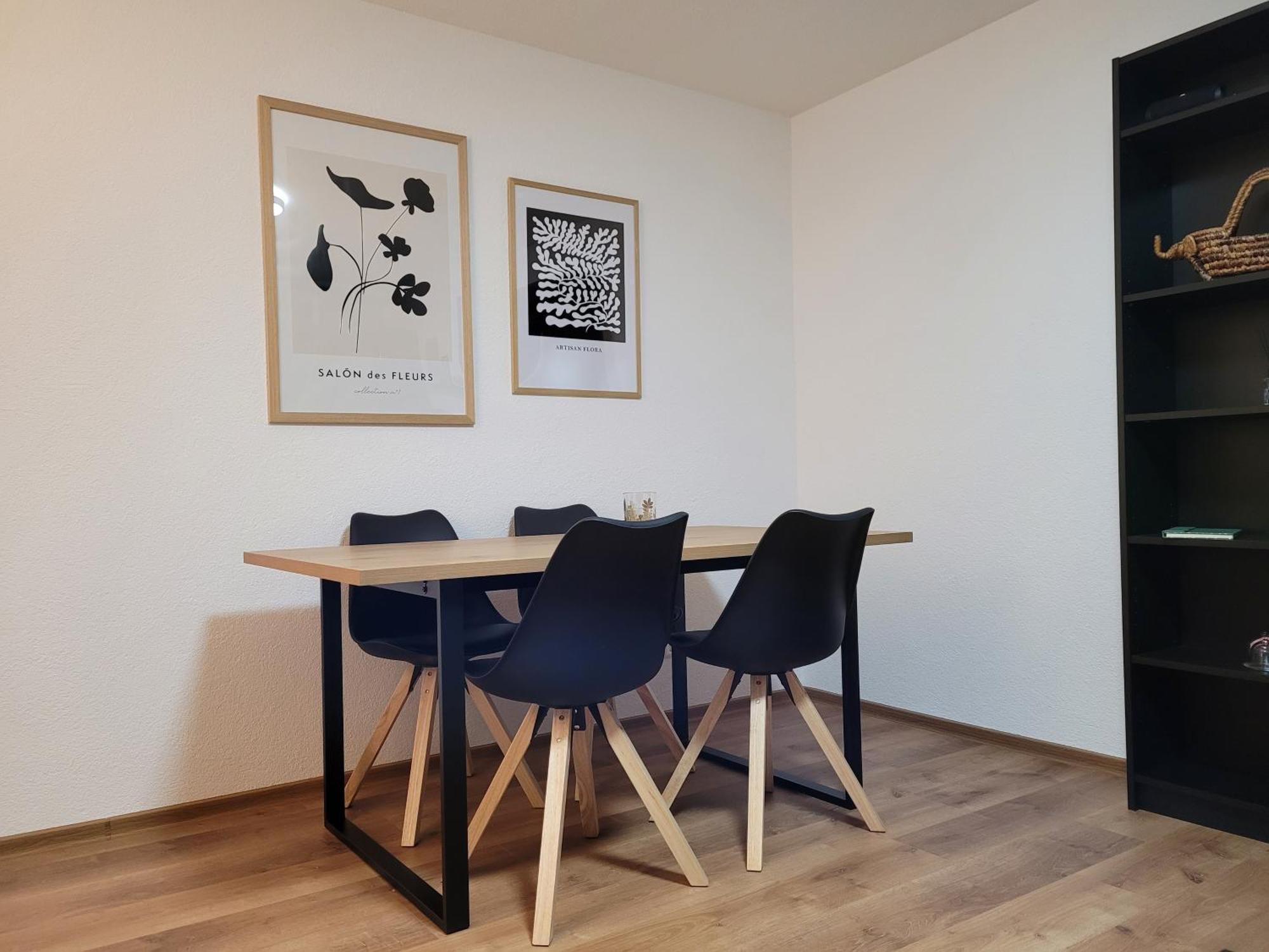 Living Flat, Eine Wohnung Mit Zwei Schlafzimmern Und Balkon Schorndorf  Εξωτερικό φωτογραφία